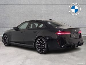 BMW M5 M5 Saloon - Image 3