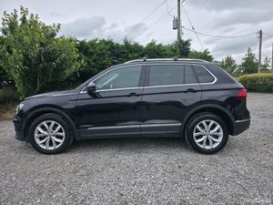 2019 Volkswagen Tiguan Highline - Image 2