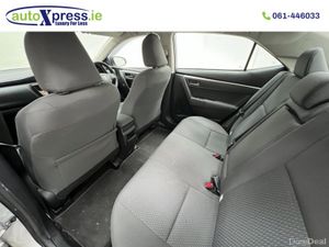 Toyota Corolla 1.3 Manual, Low mileage - Image 4