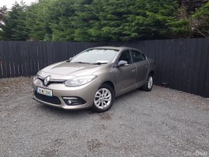 161 FLUENCE.. VERY LOW KM.. 1 YEAR WARRANTY - Image 2