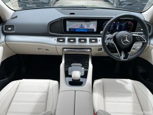 Mercedes-Benz GLE 350DE AMG Line Plus PHEV SUV  ** - Image 4