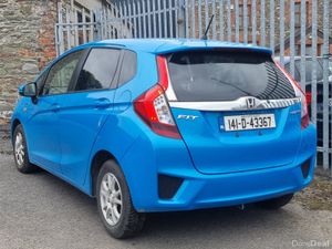 Honda Fit 2014 hybrid.  Automatic nct&tax €6990 - Image 2