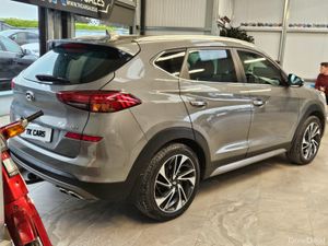 201 HYUNDAI TUCSON EXECUTIVE PLUS DIESEL - Image 2