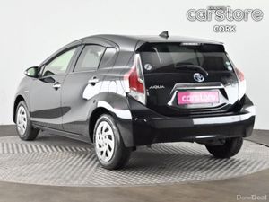 Toyota Aqua 1.8 Hybrid Auto - Image 4
