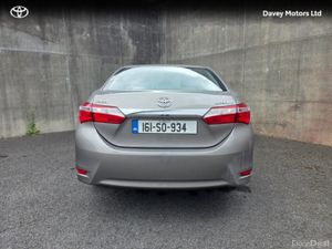 Toyota Corolla COROLLA 1.4 D-4D LUNA - Image 4