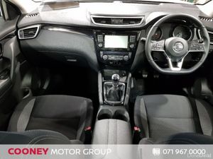 Nissan Qashqai 1.5 DSL SV MY19 4DR - Image 2