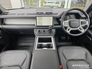 Land Rover Defender 2.0 PHEV X Dynamic HSE - Image 4