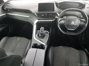 Peugeot 5008 1.5 BlueHDi 130bhp Allure - Image 4