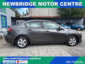 Mazda Mazda3 1.6 D EXECUTIVE 115PS 4DR - Image 3