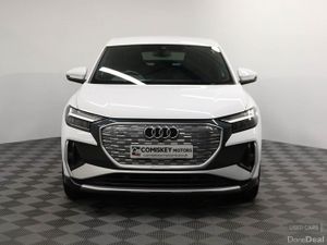 Audi Q4 e-tron S line - Image 2