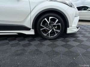 Toyota C-HR Toyota C-HR 1.8 self charging hybrid, - Image 2