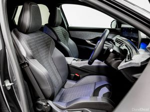 Peugeot 3008 E-Allure 73kWh 210HP - Image 4