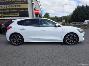 Ford Focus ST-LINE EDITION 5DR 1.0T1 1.0T125 MHE - Image 3