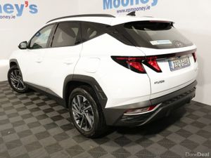 Hyundai Tucson EXECUTIVE 1.6L DIESEL SUV - Image 4