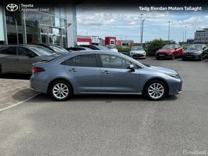 Toyota Corolla HYB LUNA SALOON - Image 3
