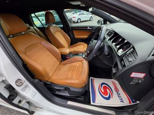 Volkswagen Golf 1.4 TSI SPECIAL TAN LEATHER SEATS - Image 2