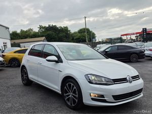 Volkswagen Golf 1.4 TSI SPECIAL TAN LEATHER SEATS - Image 4