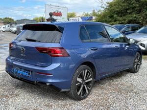 2024 Volkswagen Golf 1.5 PLUG-in HYBRID STYLE AUTO - Image 3