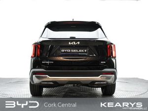 Kia Sorento 1.6 PHEV 7 Seater AWD - Image 3