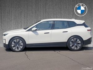 BMW iX xDrive40 Sport - Image 4