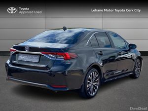 Toyota Corolla LUNA SPORT SALOON 4DR - Image 2