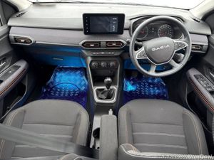Dacia Sandero Stepway TCe 90 STEPWAY Expression - Image 2
