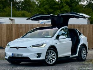 Tesla Model X 2018 - Image 2