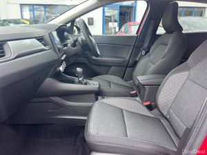 2023 RENAULT CAPTUR 1.3 PETROL AUTO EVOLUTION - Image 4