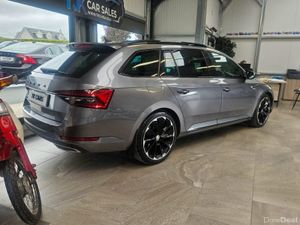 23 SKODA SUPERB SPORTLINE ESTATE - Image 4