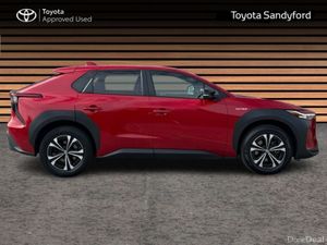 Toyota bZ4X SPORT EV AUTOMATIC // HEATED SEATS & S - Image 3