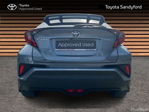Toyota C-HR HYBRID SPORT // LEATHER HEATED SEATS / - Image 4