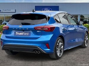 Ford Focus ST-Line Vignale Hybrid mHev - Image 4