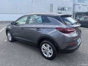Opel Grandland X 1.6 TURBO DIESEL, HUGH BOOT, LOW - Image 4