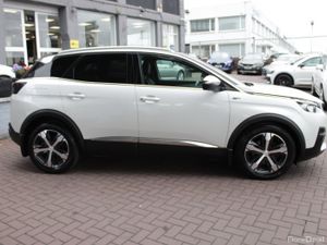 2018 PEUGEOTE 3008 - Image 3