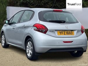 Peugeot 208 Active - Image 2