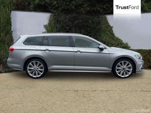 Volkswagen Passat R-Line - Image 3