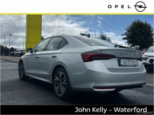 Skoda Octavia Selection 1.5TSI 115HP - Image 4
