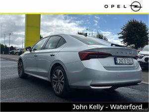 Skoda Octavia Selection 1.5TSI 115HP - Image 4