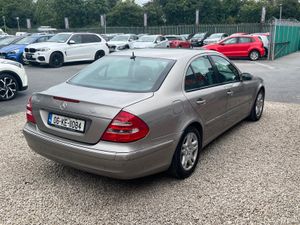 Mercedes-Benz E-Class 2006 - Image 4