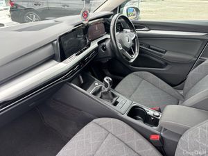 Volkswagen Golf 2.0 TDI 115HP L - Image 3