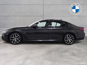 BMW 5-Series 545e xDrive M Sport Saloon - Image 4