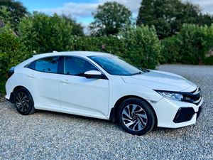 2019 Honda Civic 1.0 VTEC TurboSmart CVT Automatic - Image 4