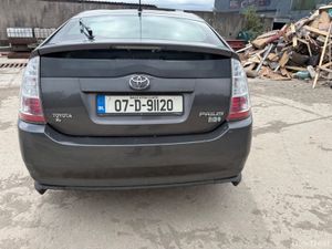 2007 Toyota Prius 1.5 Litre petrol Hybrid - Image 4