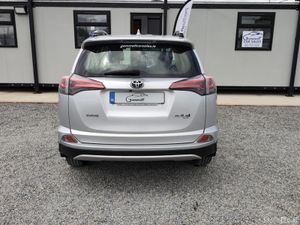 Toyota RAV4 RAV4 2.0 D-4D LUNA 4DR - Image 3