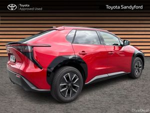 Toyota bZ4X SPORT EV AUTOMATIC // HEATED SEATS & S - Image 2