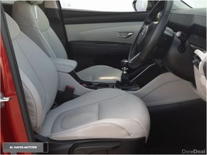 Hyundai Tucson **EXECUTIVE**FULL LEATHER**LIKE NEW - Image 4