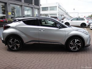 2022 TOYOTA C-HR 1.8 HYBRID SPORT BITONE 4DR AUTO - Image 3