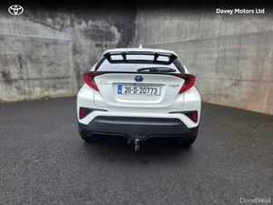 Toyota C-HR 1.8 HYBRID SOL 4DR AUTO - Image 4
