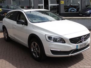VOLVO V60 2.0 D4 SE LUXURY 5DR ESTATE - Image 2