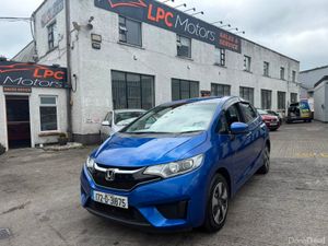 Honda Fit 2017 Hybrid Auto - Image 3